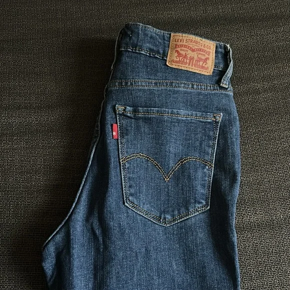 721 Levi's  High Rise Skinny Blue Jeans - Picture 3 of 7